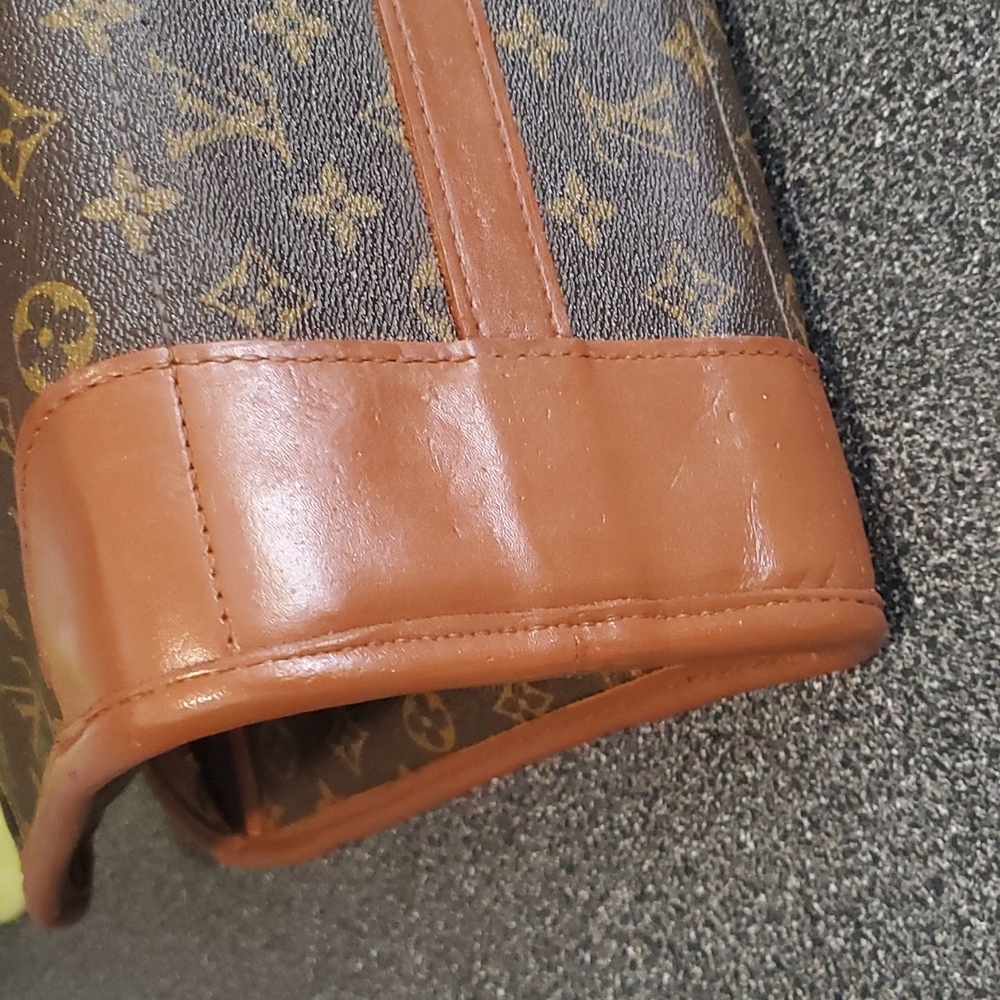 Louis Vuitton Vintage Bag with COA - Picture 9 of 16
